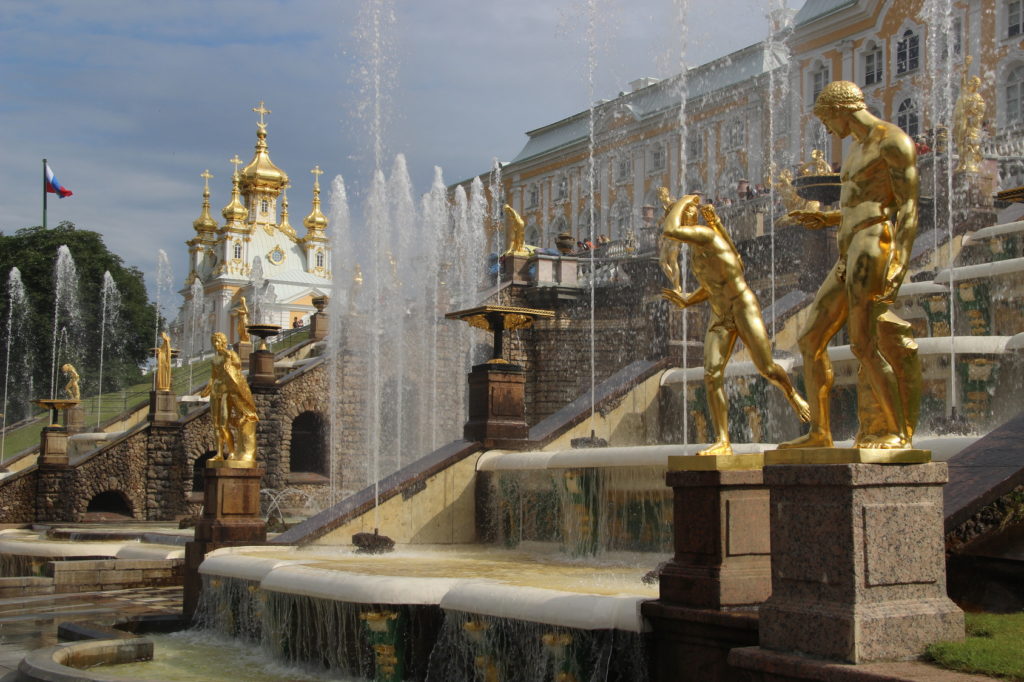 Zespół pałacowo – parkowy w Peterhof
