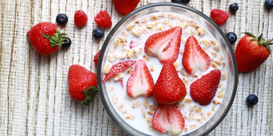 owsianka z truskawkami
