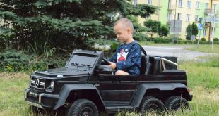 samochód z akumulatorem