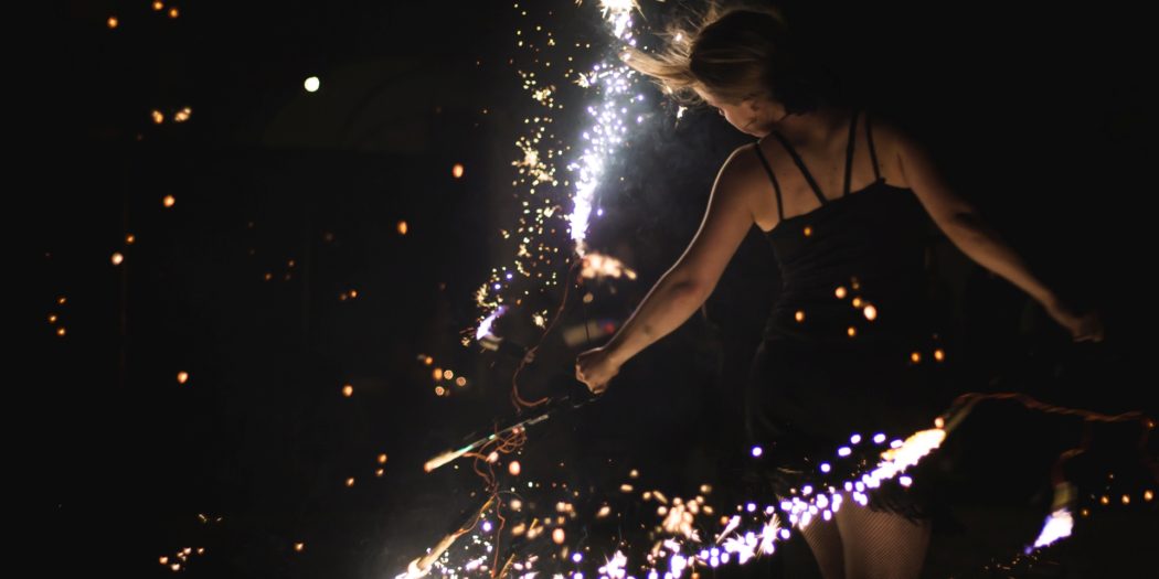 13 nocne Teatralia Strachy pokaz Fireshow skok w rzeczywistość