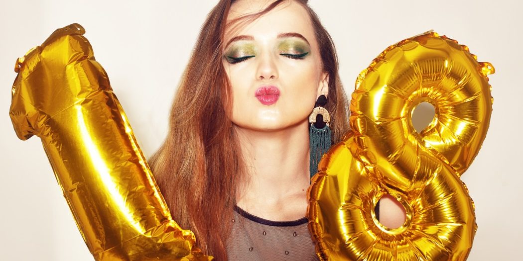 dziewczyna obchodząca osiemnaste urodziny